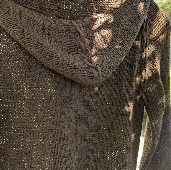 BCBGMAXAZRIA Hooded Cardigan (M) - Picture 3 of 3